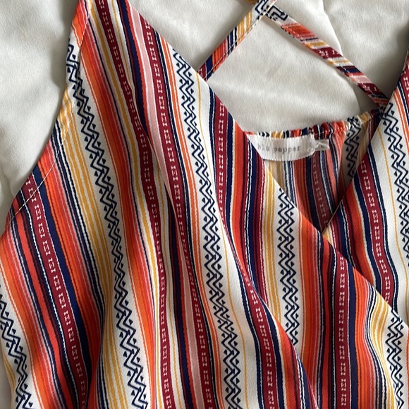 Blu pepper wrap style tank with peplum size L - Picture 2 of 3